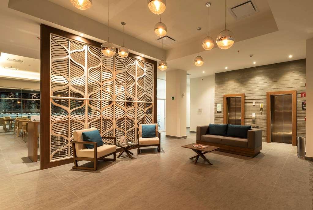 Microtel Inn & Suites By Wyndham Irapuato Intérieur photo