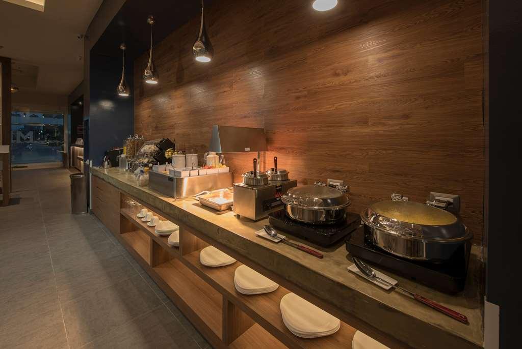 Microtel Inn & Suites By Wyndham Irapuato Facilités photo