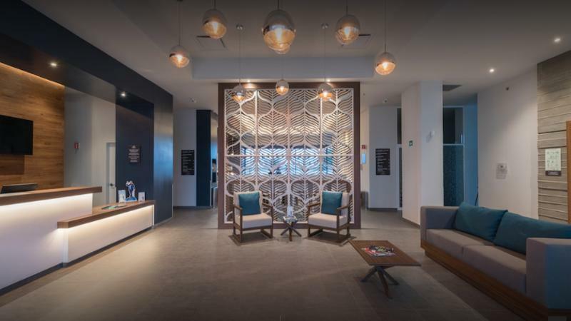 Microtel Inn & Suites By Wyndham Irapuato Extérieur photo
