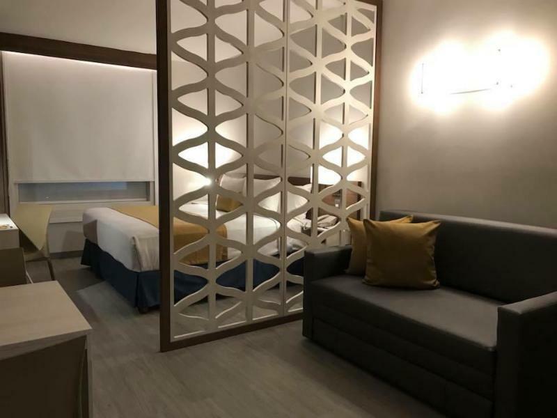 Microtel Inn & Suites By Wyndham Irapuato Extérieur photo